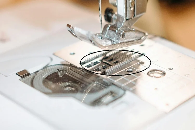 Feed dog of sewing machine Feed dog of sewing machine